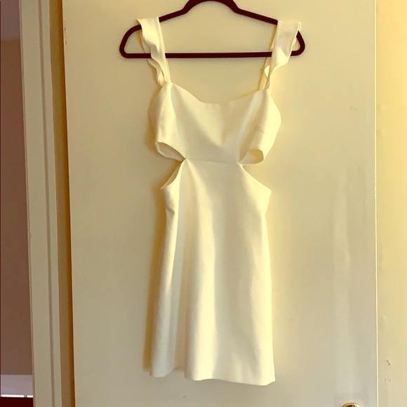 Little white dress - Picture 1 of 2
